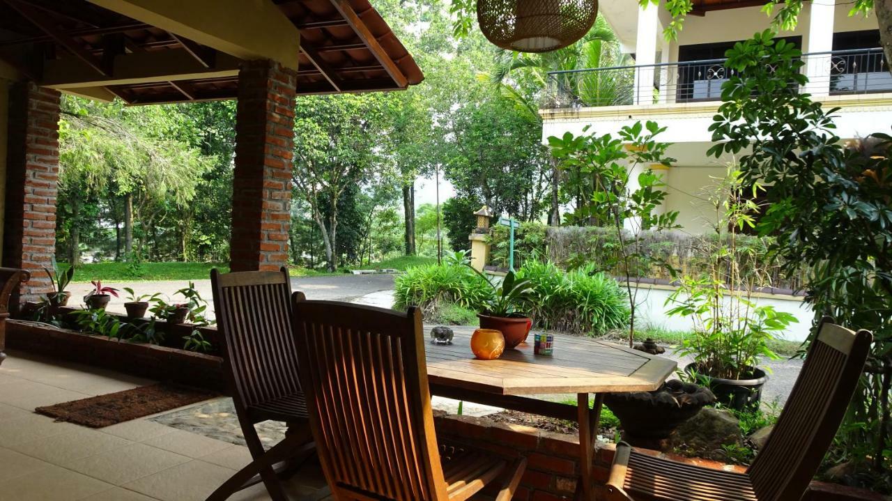 Pondok Pakuan Bogor Exteriör bild